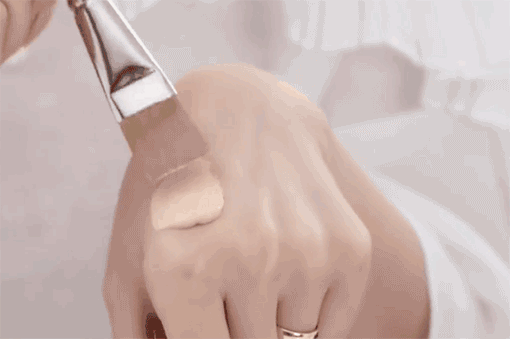 fb2eace5d8b8497db36fca828b4ee7c3.gif