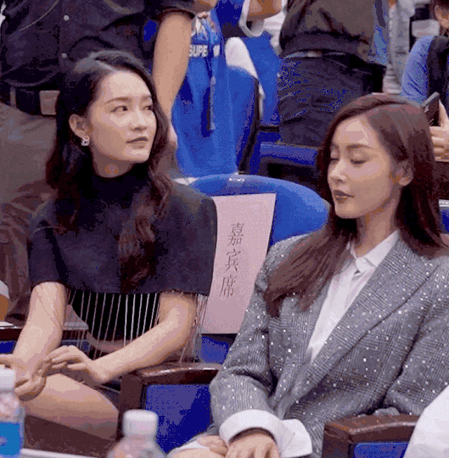 32efac91d06444339b7a037432e6d7de.gif