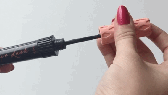 7568c2ec37d04ff0bcaf13961f285fd2.gif